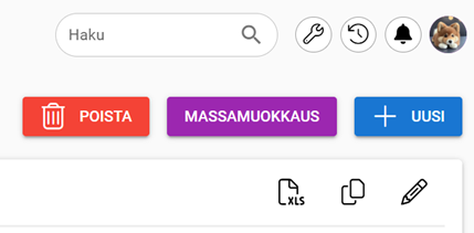 CRM-järjestelmän näkyvä jossa painikkeita kolmessa rivissä, joista keskimmäinen sisältää painikkeet Poista, Massamuokkaus ja +Uusi